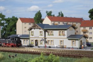 Auhagen Bahnhof Radeburg N
