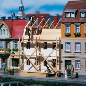 Auhagen Stadthaus in Renovierung H0/TT