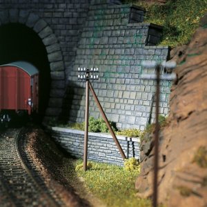 Auhagen Telegrafenmasten H0