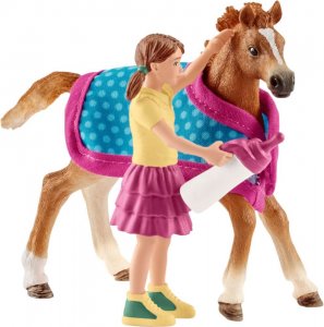 Schleich® Horse Club - 42361 Englisches Vollblut Fohlen mit Decke und Figur